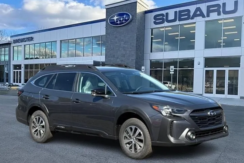 2025 Subaru Outback Premium photo 1