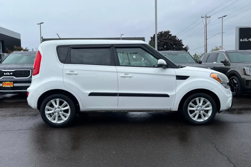 2013 Kia Soul Plus photo 1