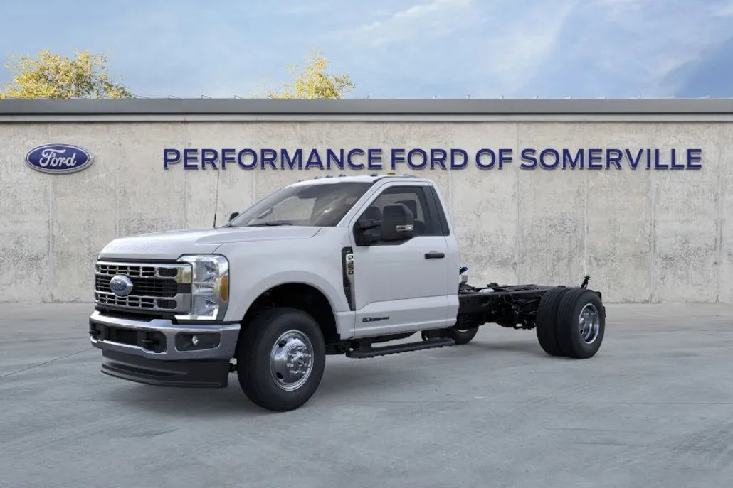 2026 Ford F-350 photo 1