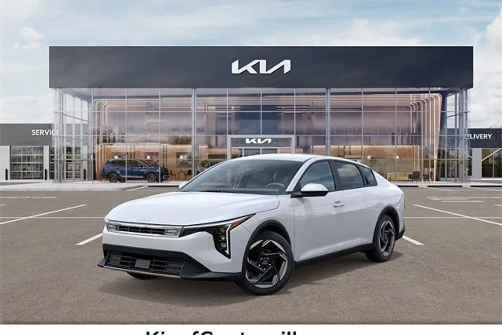 2025 Kia K4 EX photo 1