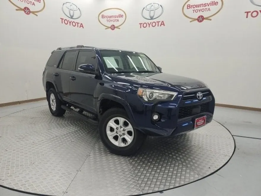 2022 Toyota 4Runner SR5 photo 1