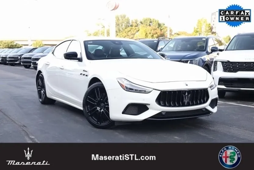 2024 Maserati Ghibli Modena Q4 photo 1