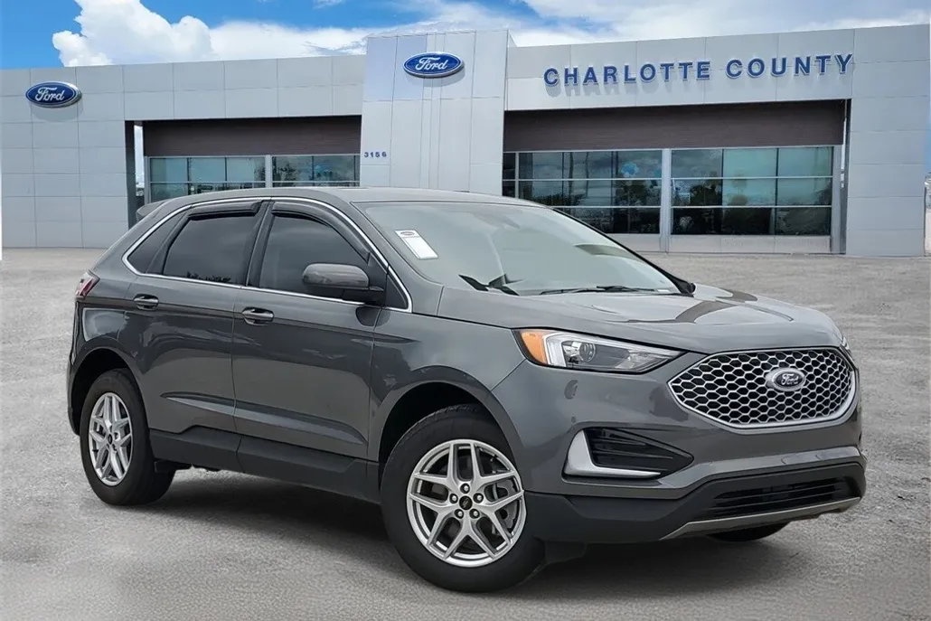 2024 Ford Edge SEL photo 1