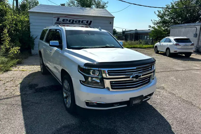 2016 Chevrolet Suburban 1500 LTZ photo 1