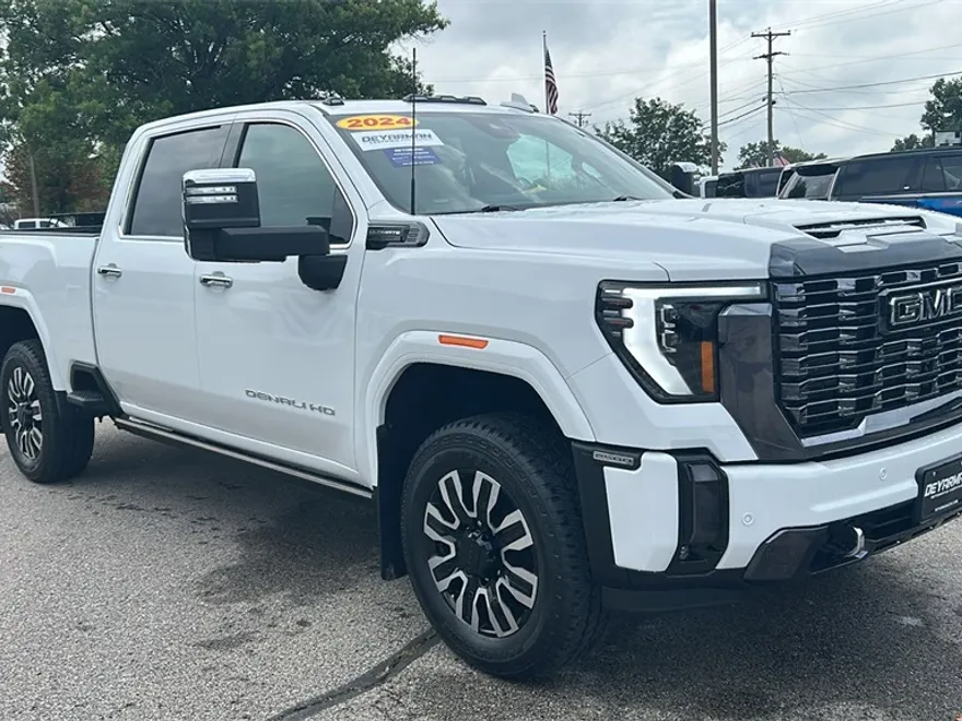 2024 Gmc Sierra 2500 HD Denali Ultimate photo 1