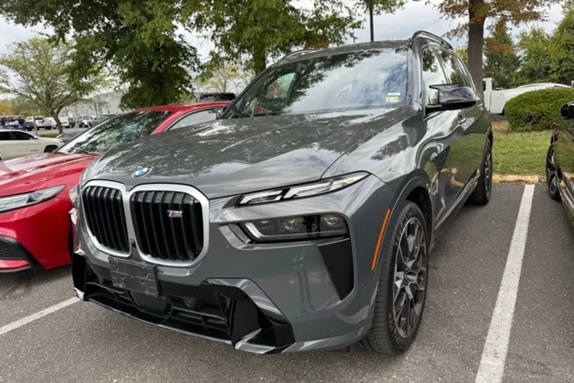 2023 Bmw X7 M60i photo 1