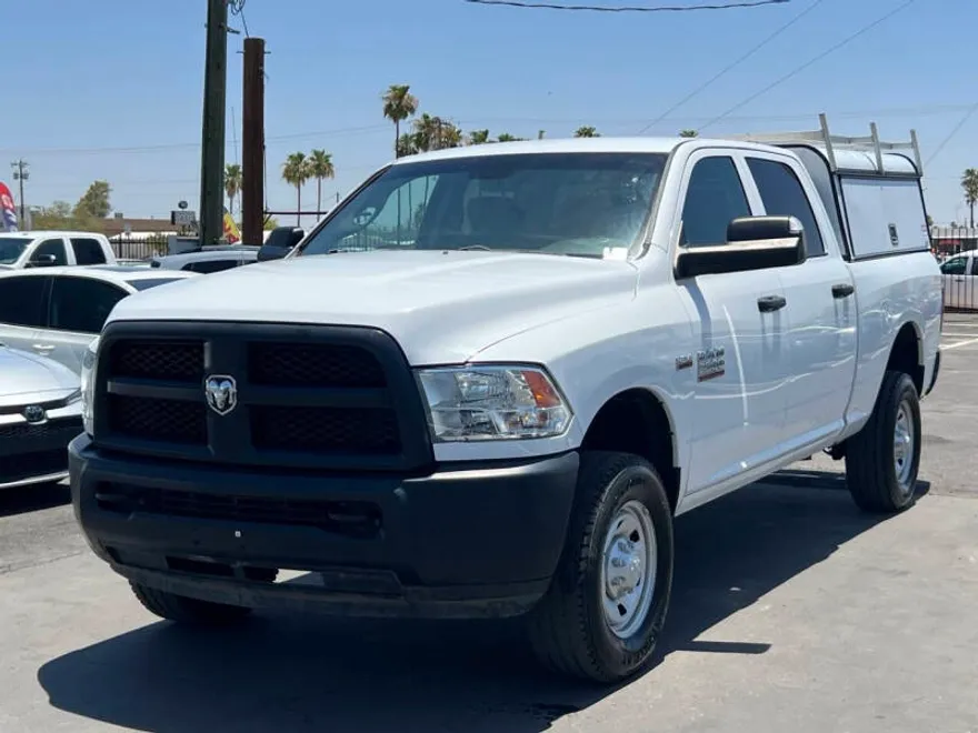 2015 Ram 2500 Tradesman photo 1