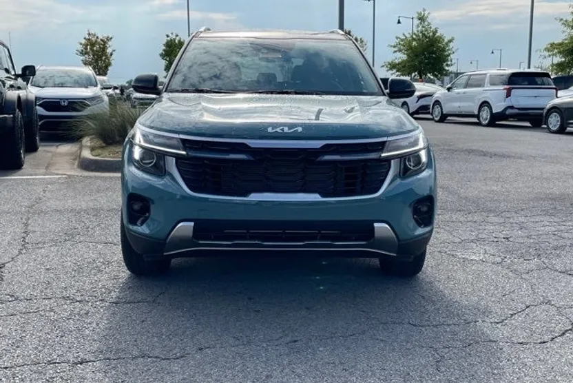 2026 Kia Seltos S photo 1