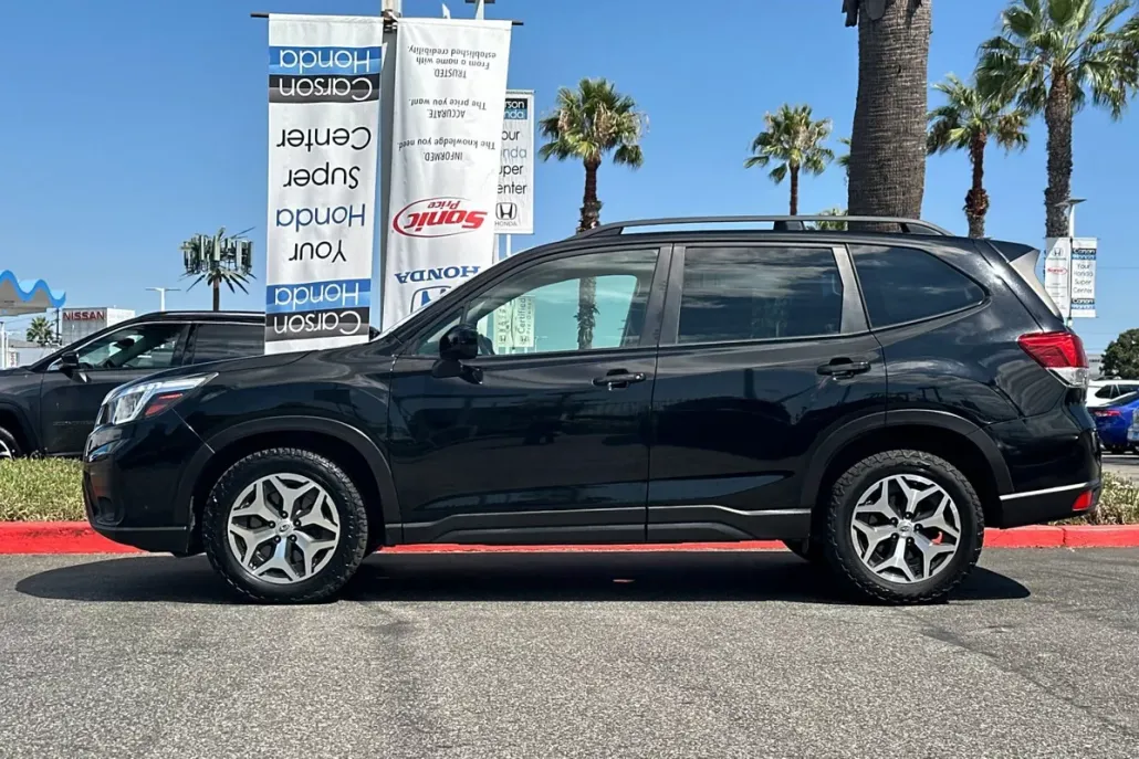 2020 Subaru Forester Premium photo 1