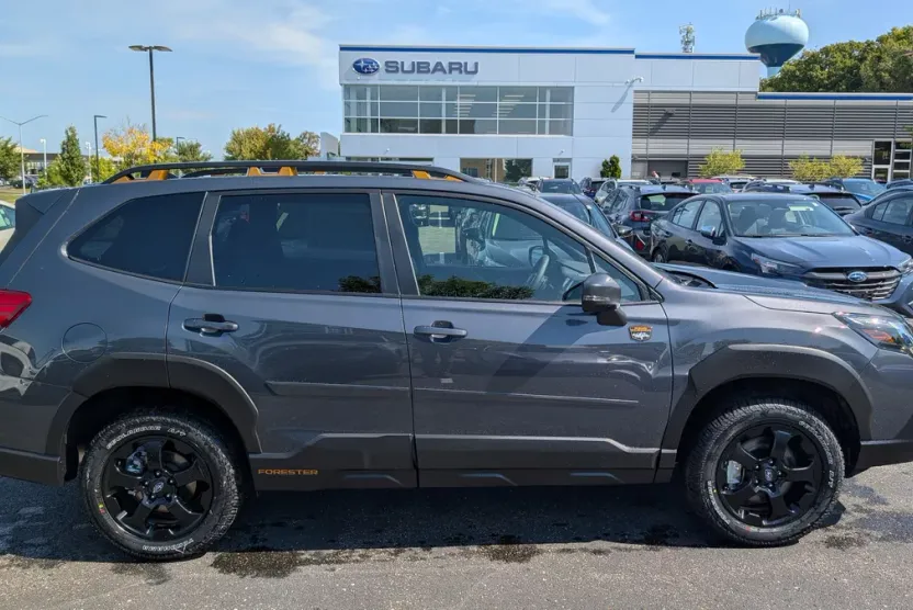 2025 Subaru Forester Wilderness photo 1