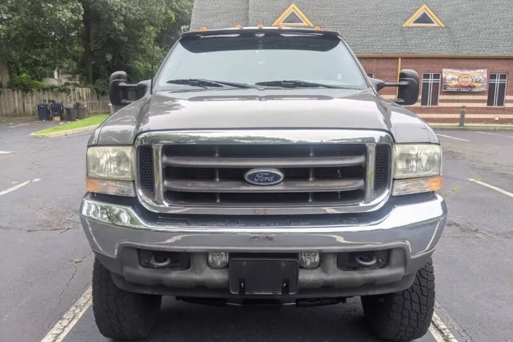 2002 Ford F-350 Lariat photo 1