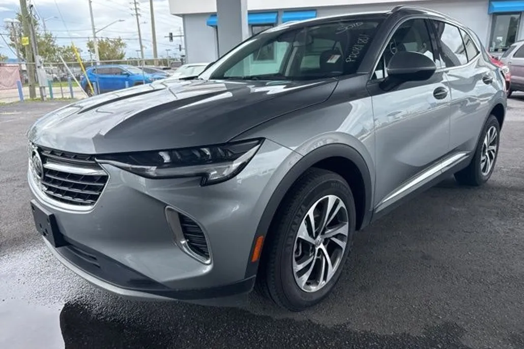 2023 Buick Envision Essence photo 1
