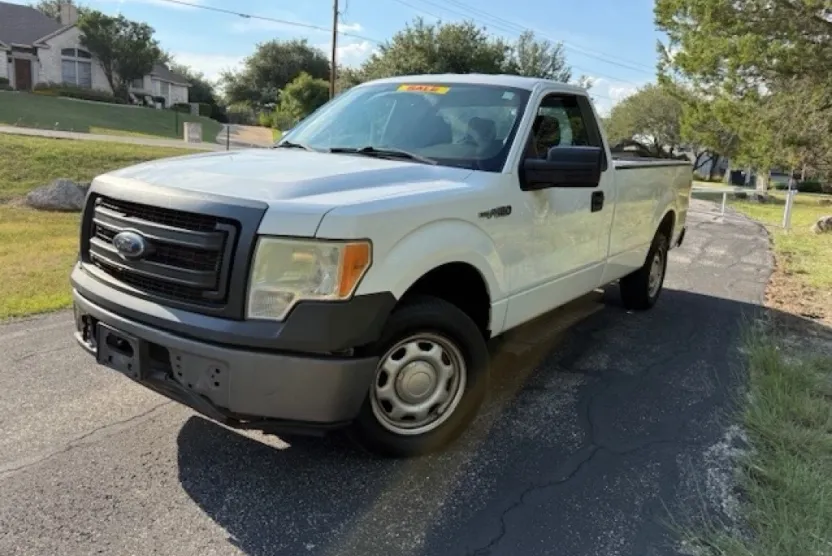 2013 Ford F-150 XL photo 1
