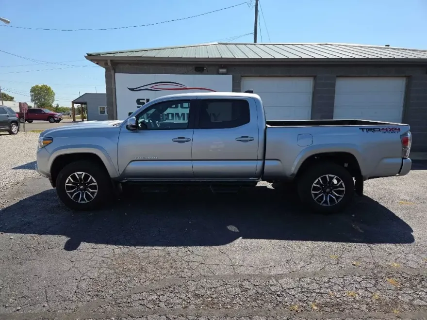 2022 Toyota Tacoma 4x4 TRD Sport photo 1