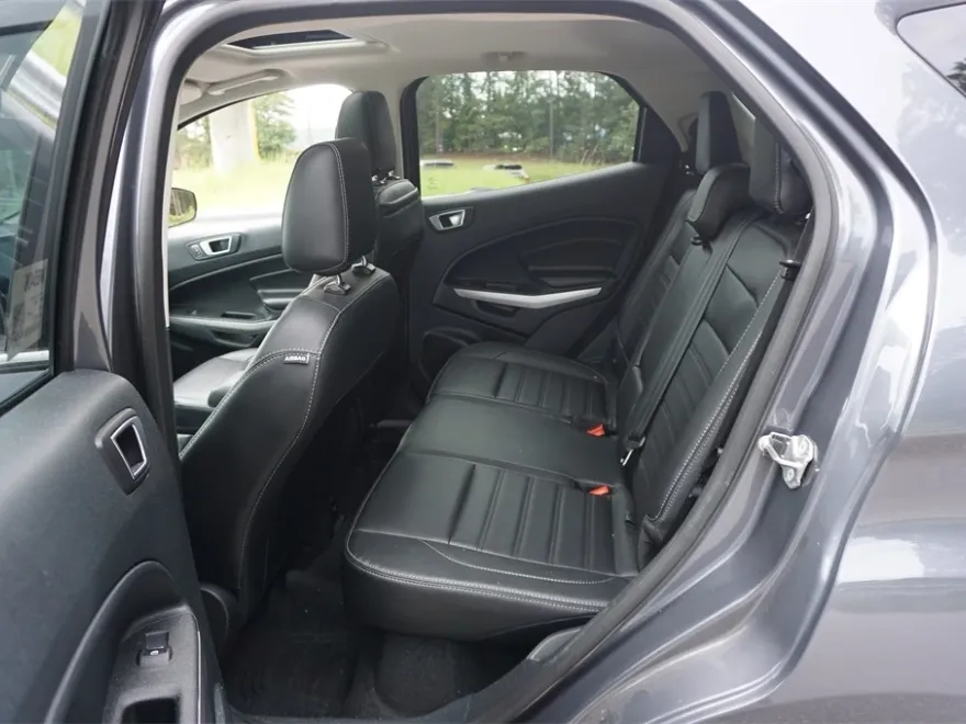 2021 Ford EcoSport Titanium photo 1