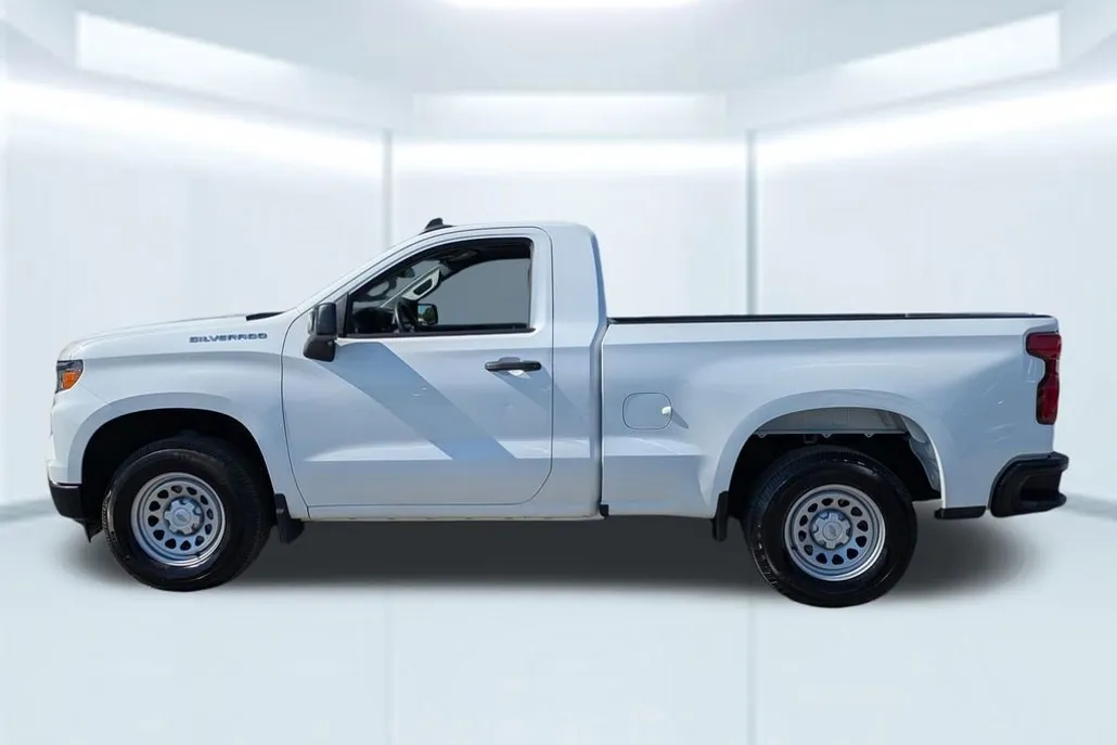 2023 Chevrolet Silverado 1500 photo 1