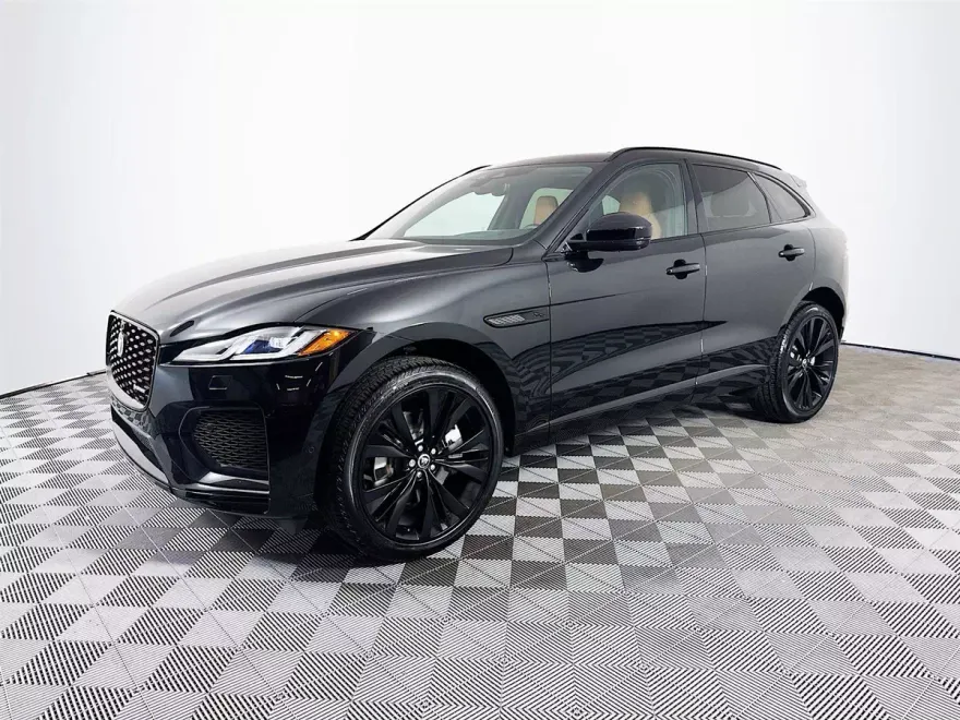 2025 Jaguar F-PACE P400 R-Dynamic S photo 1