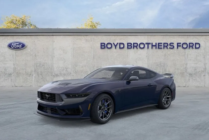 2025 Ford Mustang Dark Horse photo 1