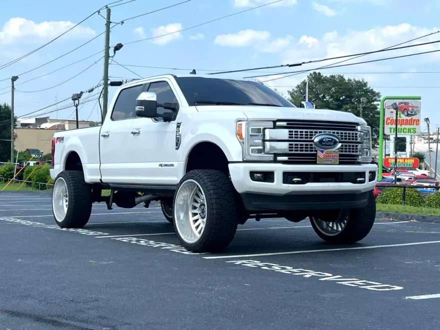 2019 Ford F-250 King Ranch photo 1