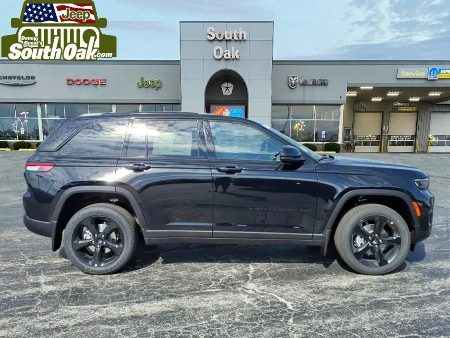 2025 Jeep Grand Cherokee Altitude X photo 1