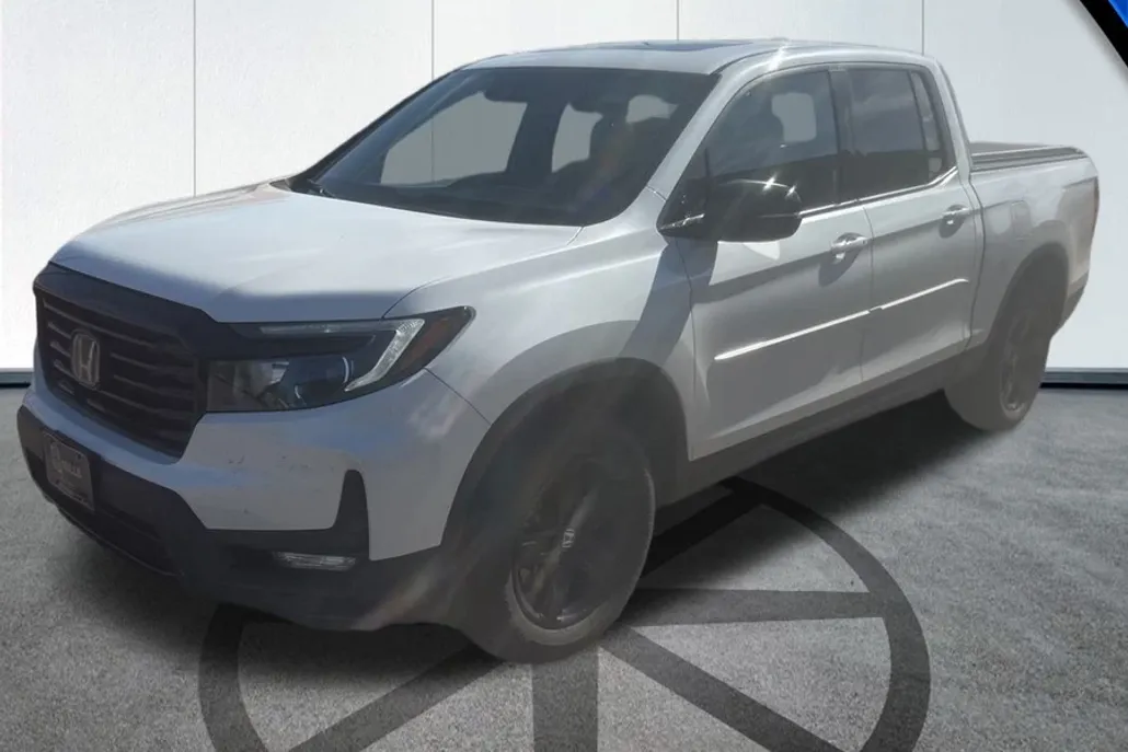 2022 Honda Ridgeline Black Edition photo 1