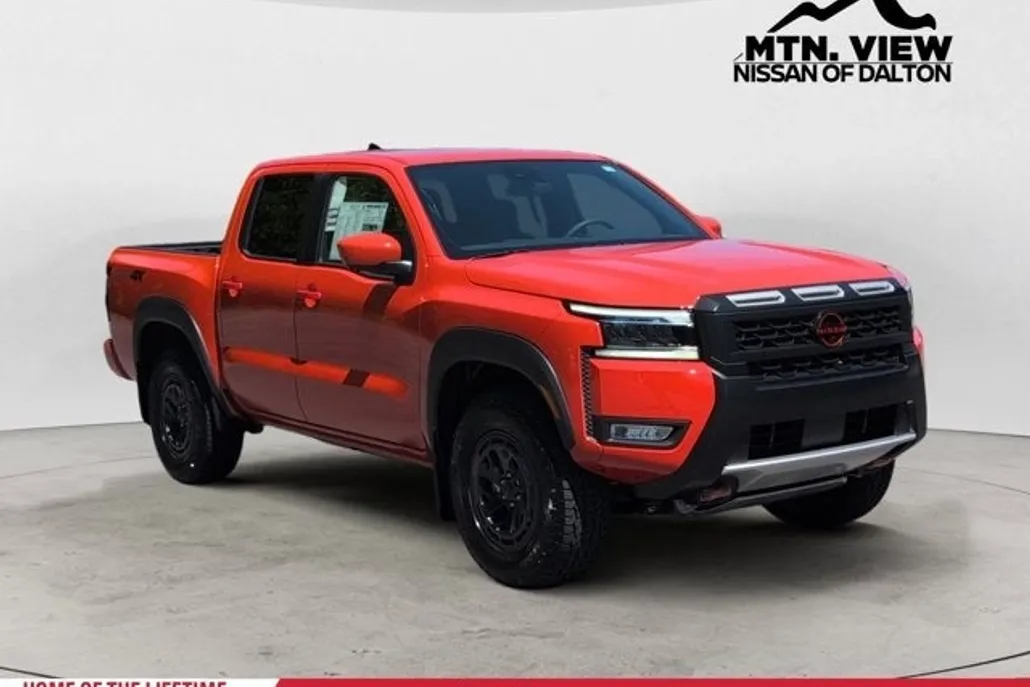 2025 Nissan Frontier PRO-4X photo 1