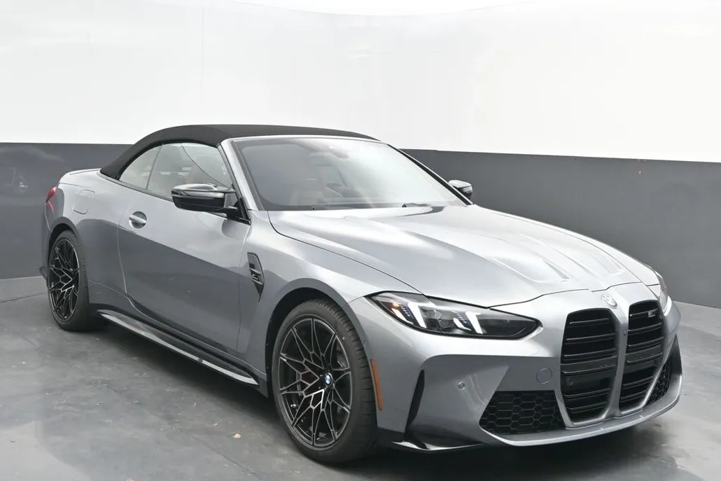 2026 Bmw M4 Convertible photo 1