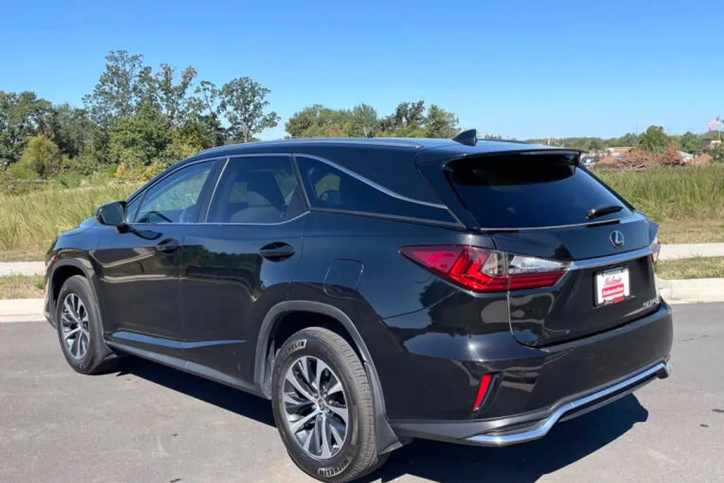 2022 Lexus RX 350L photo 1
