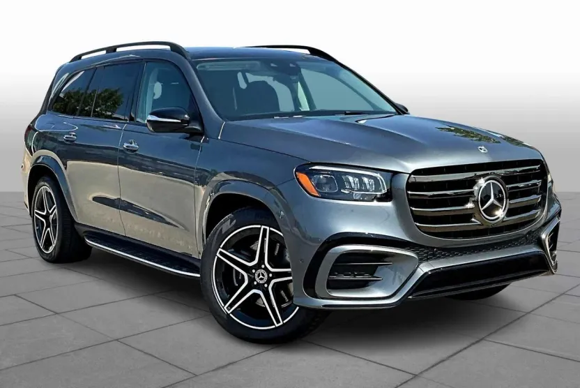 2026 Mercedes Benz GLS 450 4MATIC photo 1