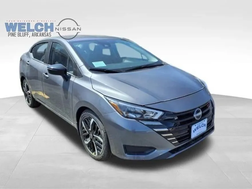 2025 Nissan Versa SR photo 1