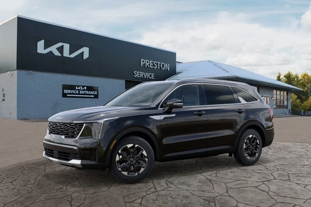 2025 Kia Sorento S photo 1