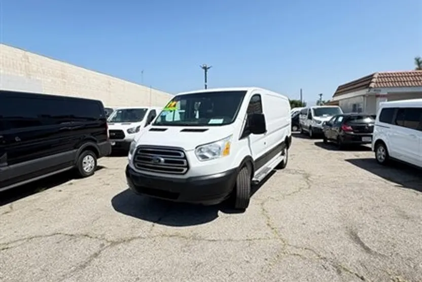 2019 Ford Transit photo 1