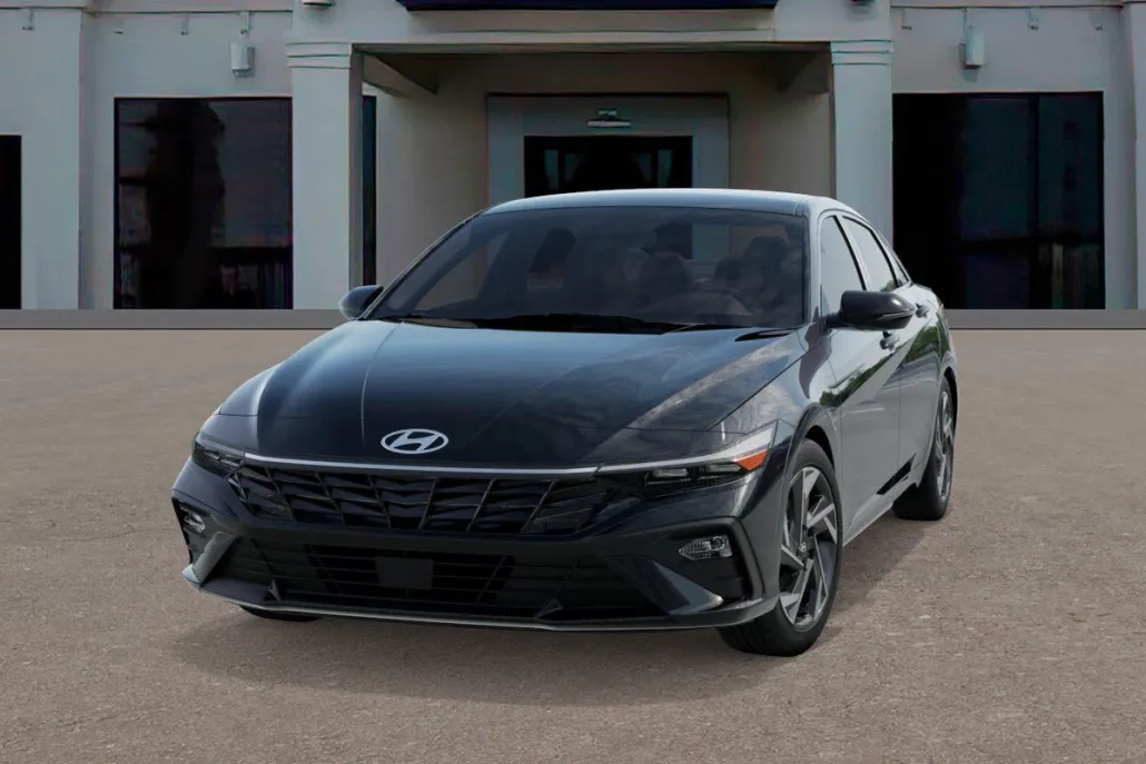 2025 Hyundai Elantra SEL Sport photo 1