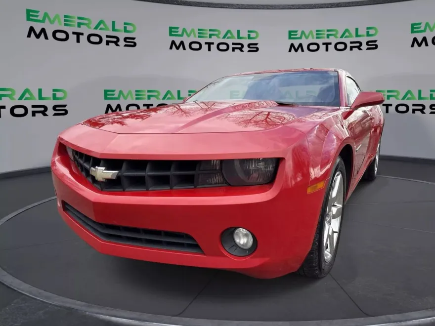 2011 Chevrolet Camaro Coupe photo 1