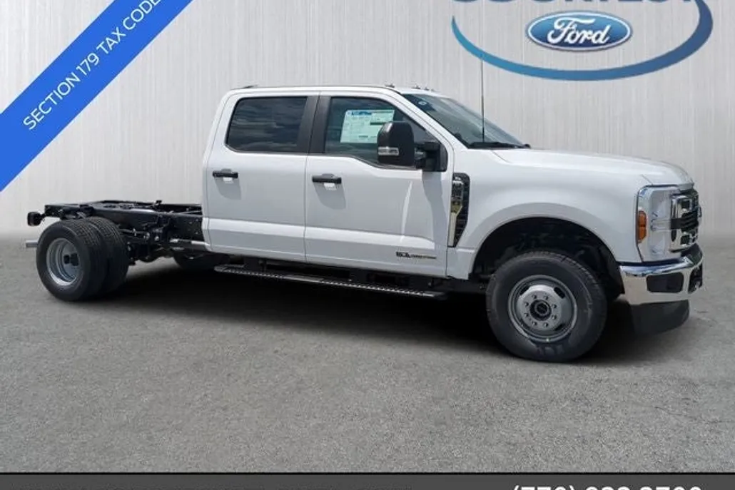 2025 Ford F-350 photo 1