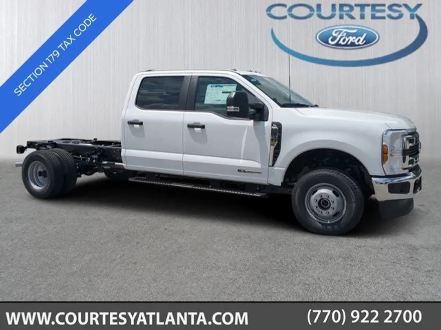2025 Ford F-350 photo 1