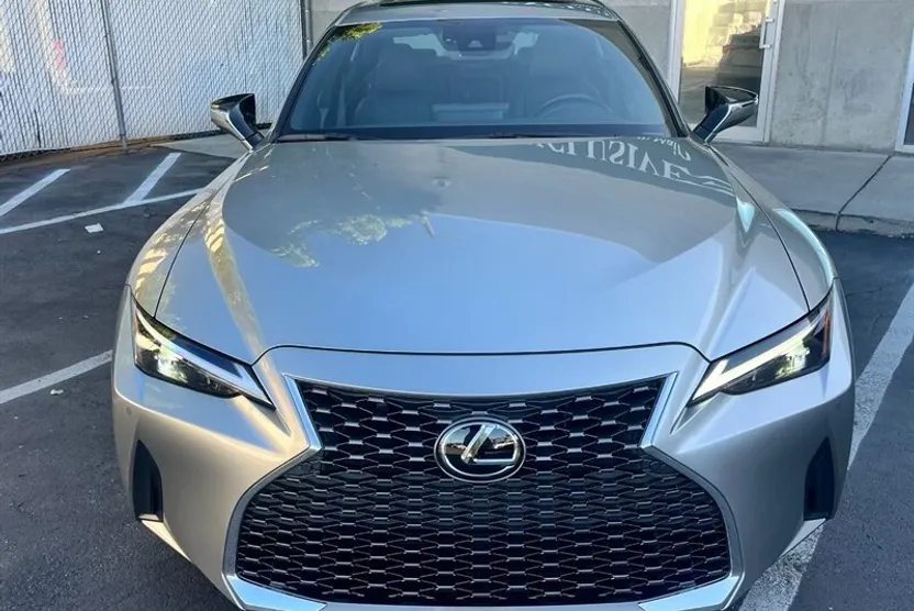 2023 Lexus IS 300 photo 1