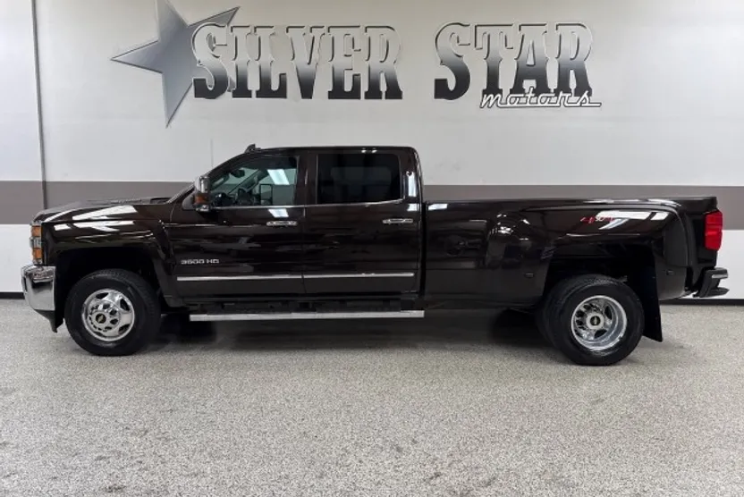 2019 Chevrolet Silverado 3500HD LTZ photo 1