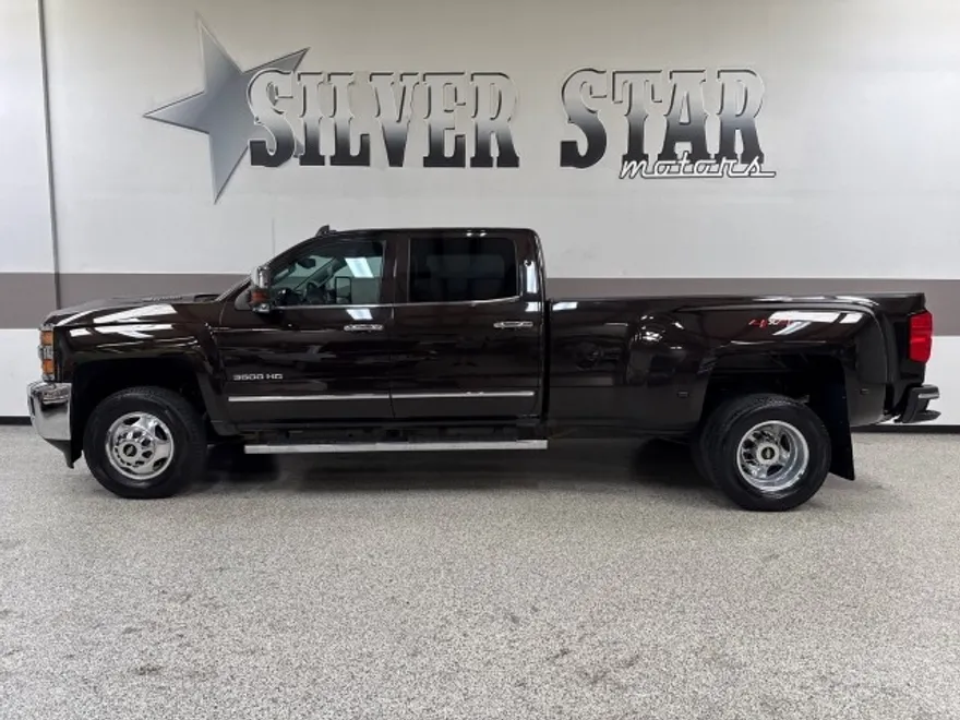 2019 Chevrolet Silverado 3500HD LTZ photo 1