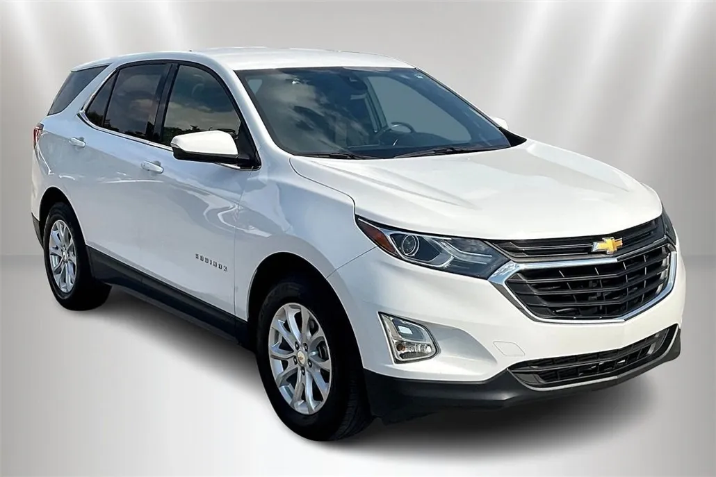 2019 Chevrolet Equinox LT photo 1