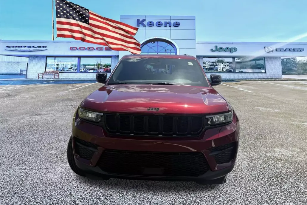 2025 Jeep Grand Cherokee Laredo photo 1