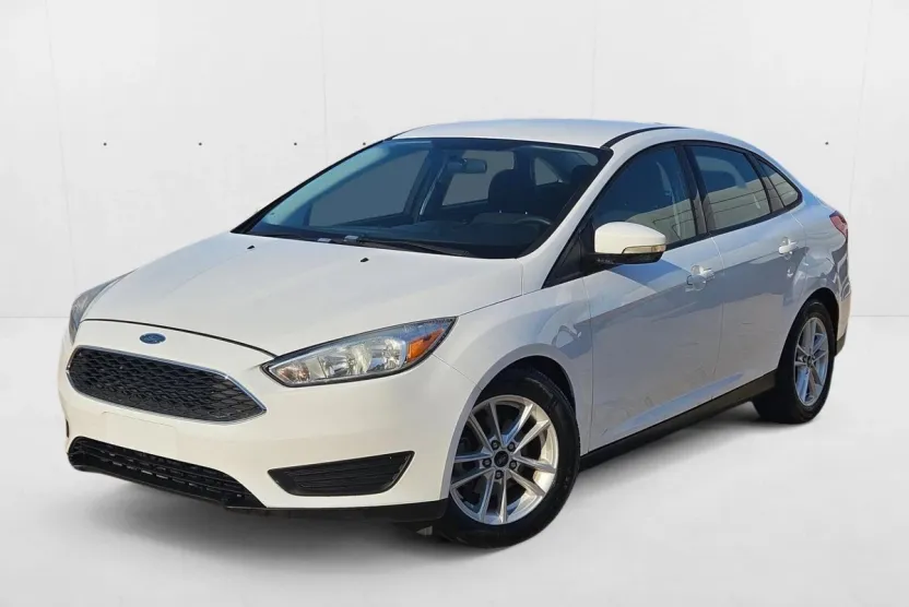 2017 Ford Focus SE photo 1