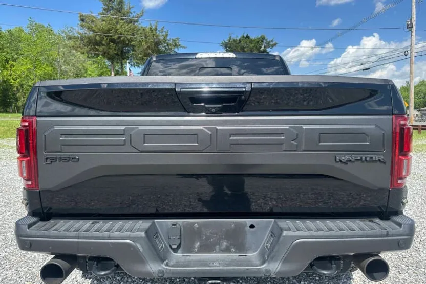 2018 Ford F-150 Raptor photo 1