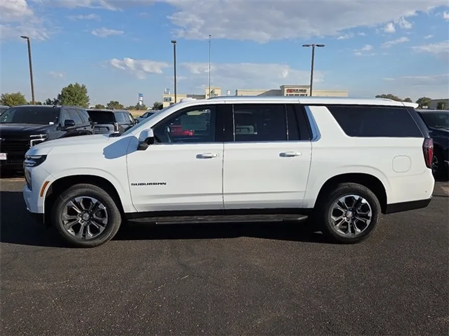 2026 Chevrolet Suburban LS photo 1