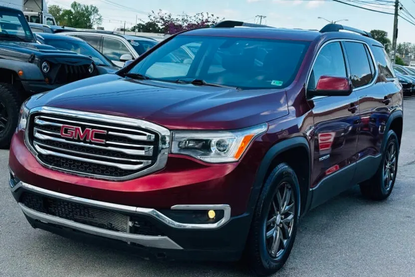 2017 Gmc Acadia SLT photo 1