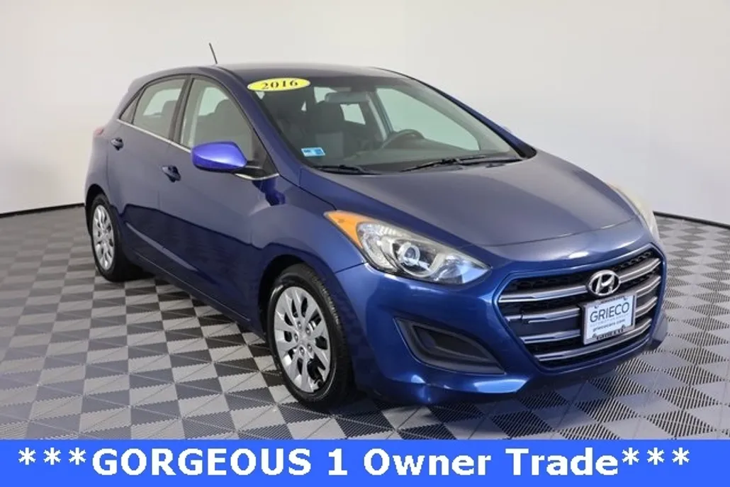 2016 Hyundai Elantra GT Base photo 1