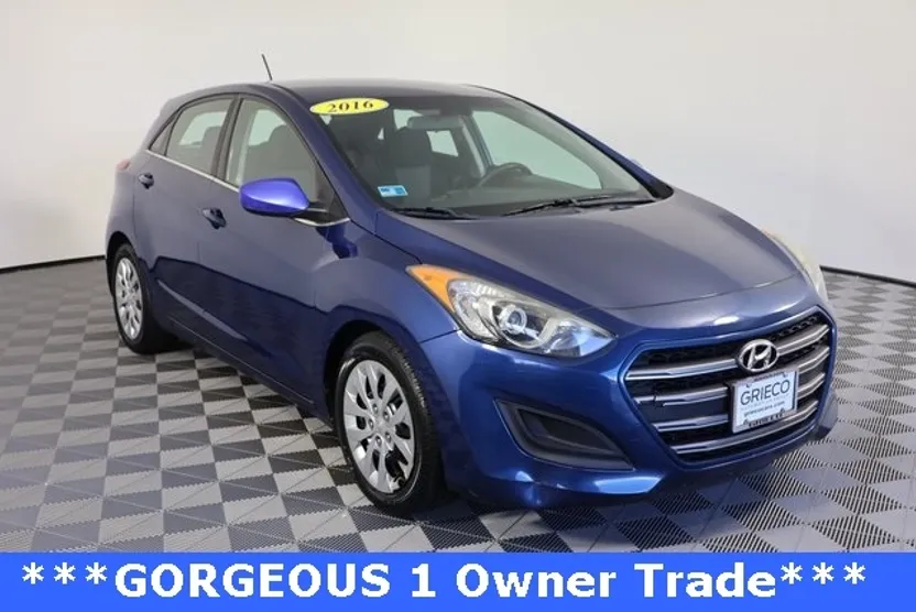 2016 Hyundai Elantra GT Base photo 1