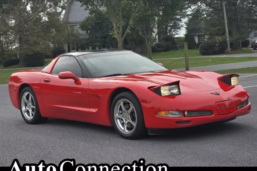 2000 Chevrolet Corvette photo 1
