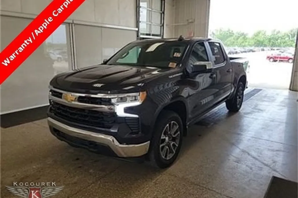 2022 Chevrolet Silverado 1500 LT photo 1