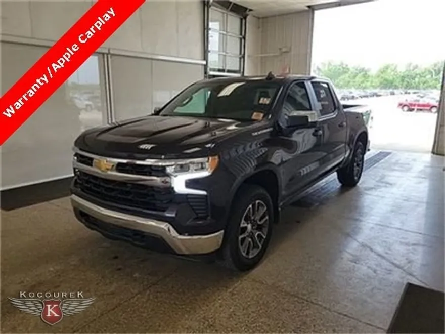 2022 Chevrolet Silverado 1500 LT photo 1